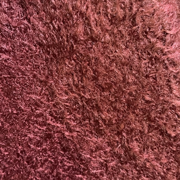 Free People oversized medium fuzzy maroon/ burgundy v neck sweater. Super soft - Picture 5 of 8